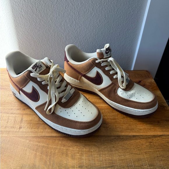 Nike AF1’s Men's Brown and White Sneakers - Picture 1 of 9